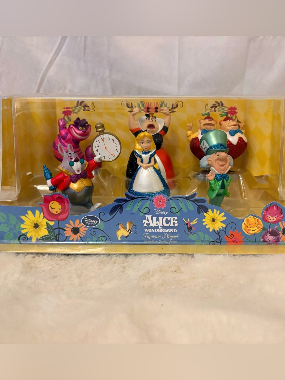 Disney Alice in Wonderland Figurine Set.